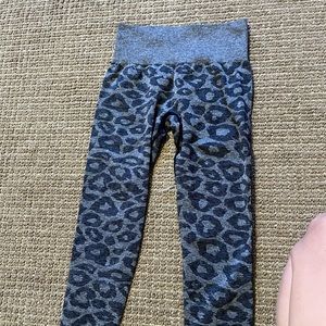 NVGTN leggings
